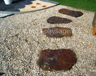 Pas japonais Opus incertum